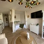 Lejlighed Entierement Renove Avec Grande Terrasse Pour 4 Personnes - Cap D'agde Agde