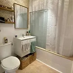 Entierement Renove Avec Grande Terrasse Pour 4 Personnes - Cap D'agde Lejlighed