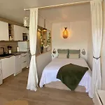 Lejlighed Entierement Renove Avec Grande Terrasse Pour 4 Personnes - Cap D'agde Agde
